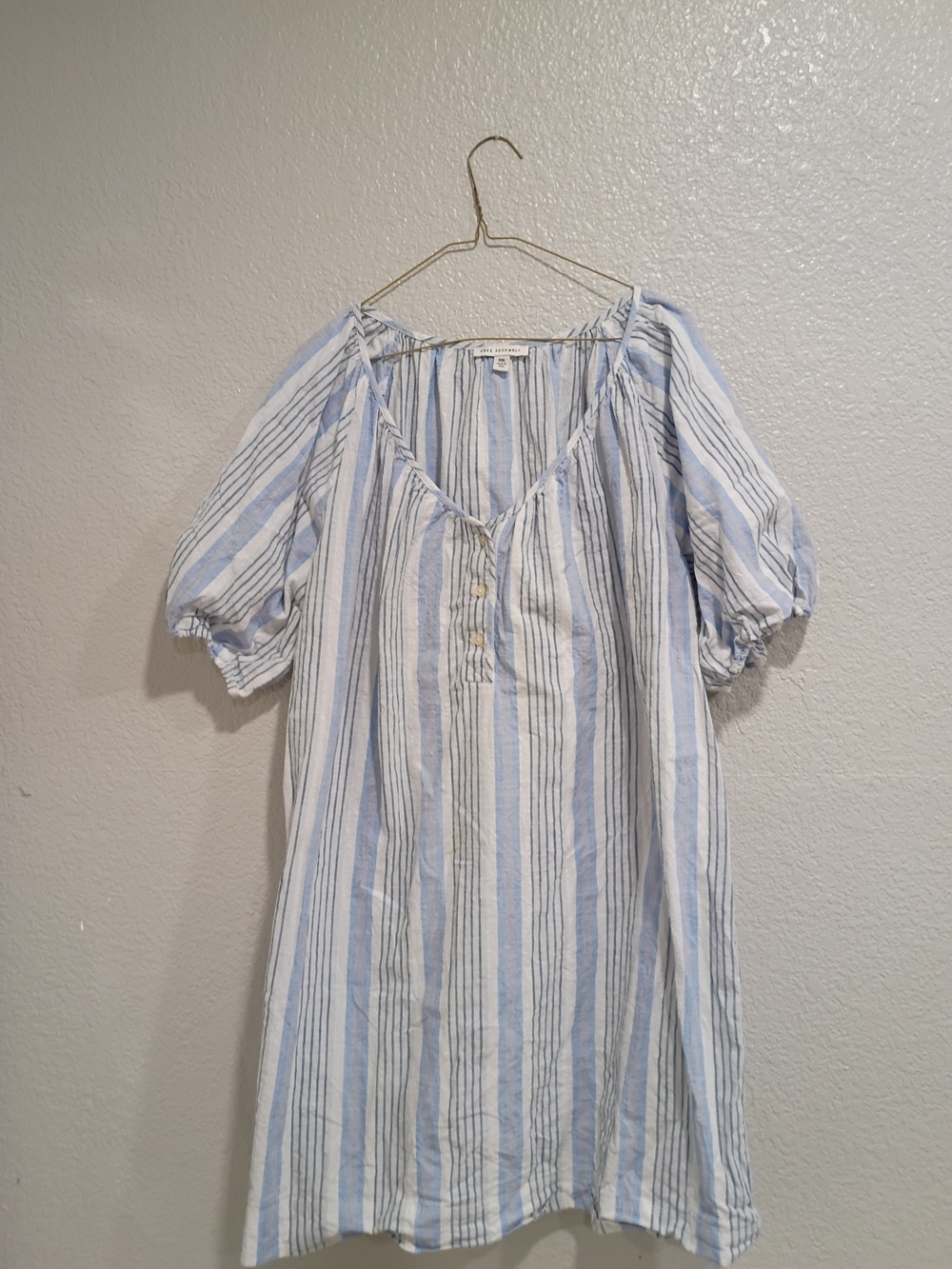 Free Assembly Light Blue & White Striped Top
